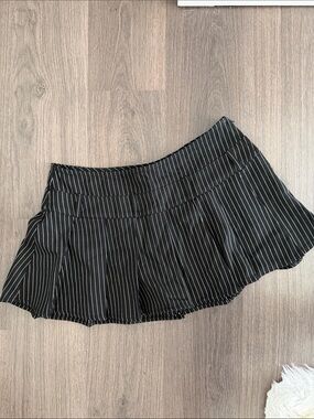 Black Pinstripe Pleated Mini Skirt